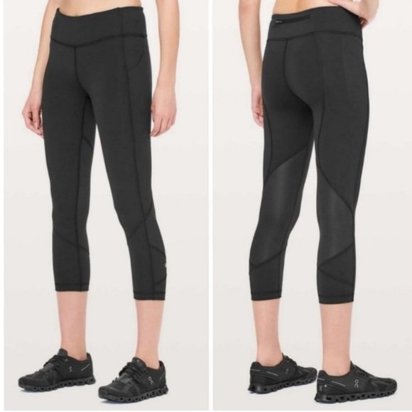 Lululemon Black Logo Pace Rival 22" Mesh Crop Leggings Running Tights ~ Size 4 - Picture 3 of 12